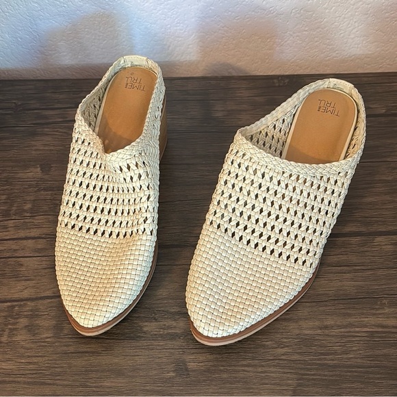 Time and Tru Shoes - women’s shoes size 10